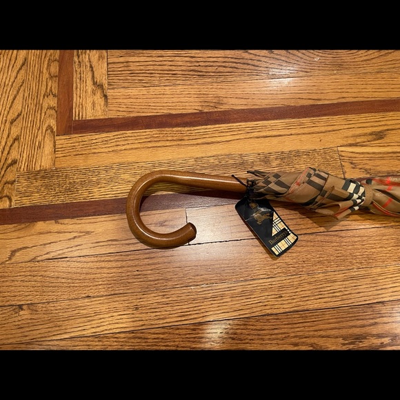 NWOT Vintage Burberry of London Classic Walking Umbrella - Picture 4 of 6